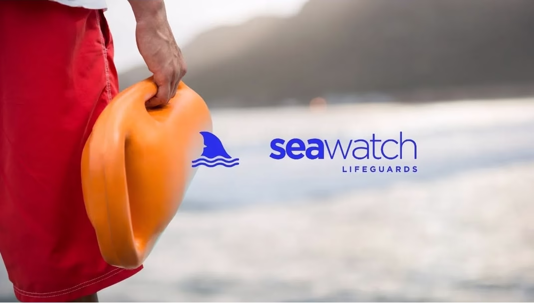 Ναυαγοσώστες της Seawatch Lifeguards σε εκπαίδευση και εργασιακή κάλυψη παραλίας